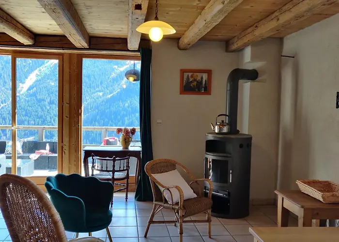 Unique A Champagny Panoramik Dans Un D'alpage Avec Vue Exceptionnelle شقة لا بلاني